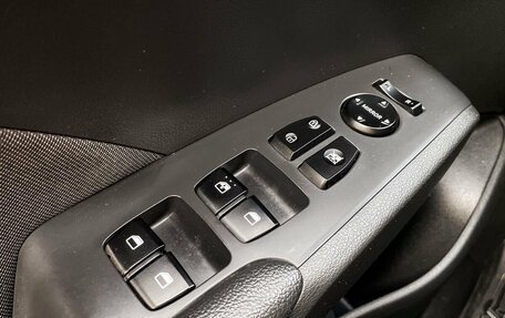 Hyundai Solaris II рестайлинг, 2019 год, 979 000 рублей, 23 фотография