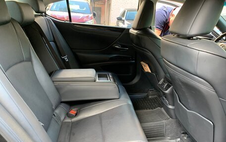 Lexus ES VII, 2021 год, 3 750 000 рублей, 12 фотография