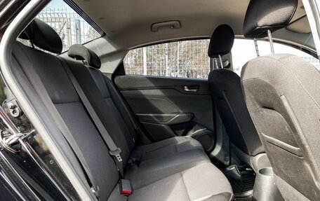 Hyundai Solaris II рестайлинг, 2017 год, 1 299 000 рублей, 13 фотография
