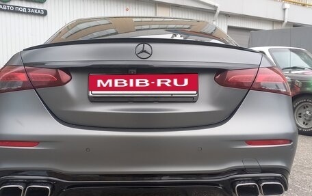 Mercedes-Benz E-Класс, 2020 год, 4 400 000 рублей, 14 фотография