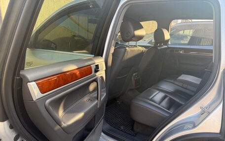 Volkswagen Touareg III, 2006 год, 1 200 000 рублей, 17 фотография