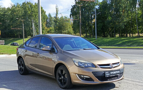 Opel Astra J, 2012 год, 720 000 рублей, 3 фотография