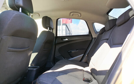 Opel Astra J, 2012 год, 720 000 рублей, 15 фотография