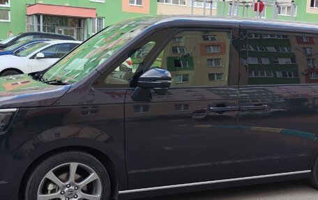 Honda Stepwgn, 2022 год, 3 500 000 рублей, 7 фотография