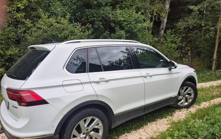 Volkswagen Tiguan II, 2021 год, 3 350 000 рублей, 7 фотография