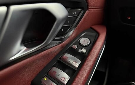 BMW 3 серия, 2022 год, 2 700 000 рублей, 16 фотография