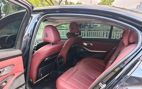 BMW 3 серия, 2022 год, 2 700 000 рублей, 18 фотография