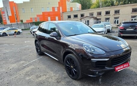 Porsche Cayenne III, 2017 год, 4 500 000 рублей, 2 фотография