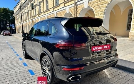 Porsche Cayenne III, 2017 год, 4 999 999 рублей, 4 фотография