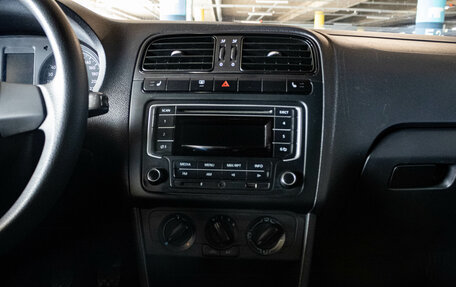 Volkswagen Polo VI (EU Market), 2014 год, 850 000 рублей, 7 фотография
