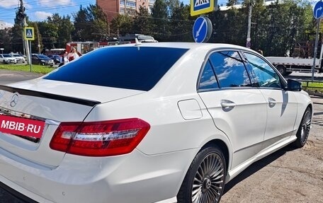 Mercedes-Benz E-Класс, 2009 год, 1 700 000 рублей, 3 фотография