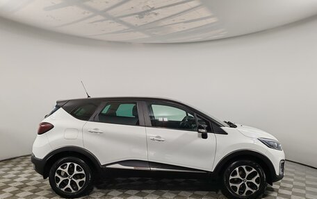 Renault Kaptur I рестайлинг, 2017 год, 1 525 000 рублей, 4 фотография