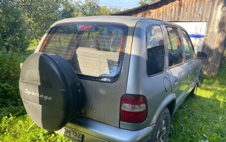 KIA Sportage IV рестайлинг, 2002 год, 240 000 рублей, 4 фотография
