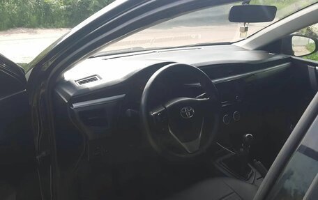 Toyota Corolla, 2013 год, 750 000 рублей, 10 фотография