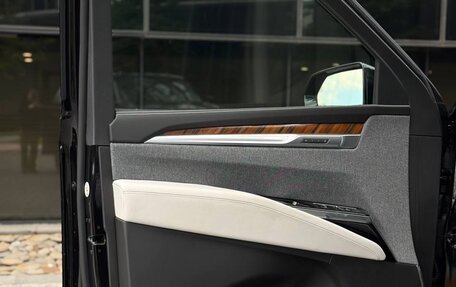 Cadillac Escalade V, 2025 год, 21 000 000 рублей, 7 фотография