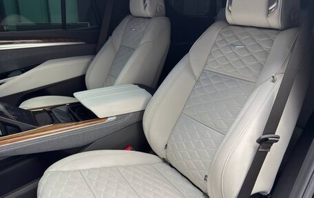 Cadillac Escalade V, 2025 год, 21 000 000 рублей, 21 фотография