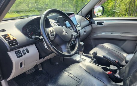 Mitsubishi Pajero Sport II рестайлинг, 2012 год, 2 300 000 рублей, 7 фотография