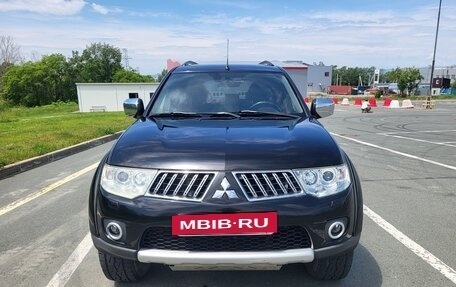 Mitsubishi Pajero Sport II рестайлинг, 2012 год, 2 300 000 рублей, 2 фотография