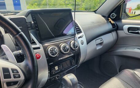 Mitsubishi Pajero Sport II рестайлинг, 2012 год, 2 300 000 рублей, 10 фотография