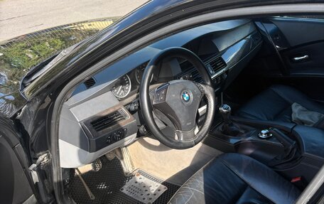 BMW 5 серия, 2003 год, 700 000 рублей, 3 фотография