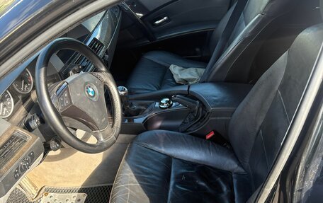 BMW 5 серия, 2003 год, 700 000 рублей, 2 фотография