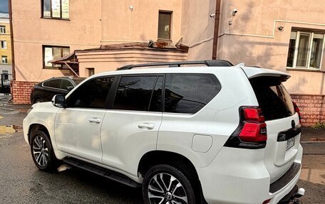 Toyota Land Cruiser Prado 150 рестайлинг 2, 2017 год, 5 690 000 рублей, 7 фотография