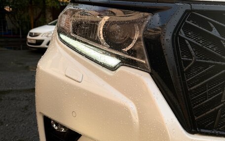 Toyota Land Cruiser Prado 150 рестайлинг 2, 2017 год, 5 690 000 рублей, 20 фотография