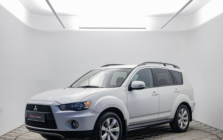 Mitsubishi Outlander III рестайлинг 3, 2011 год, 1 050 000 рублей, 1 фотография