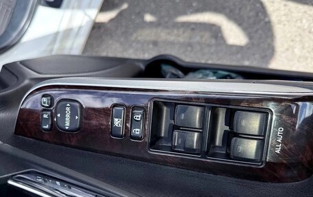 Toyota Camry, 2015 год, 1 850 000 рублей, 10 фотография