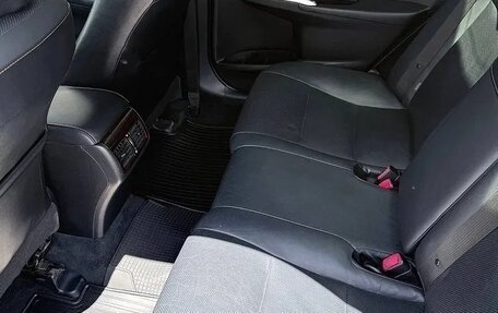 Toyota Camry, 2015 год, 1 850 000 рублей, 14 фотография