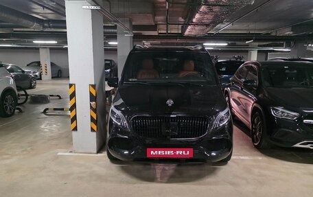 Mercedes-Benz V-Класс, 2022 год, 7 990 000 рублей, 11 фотография