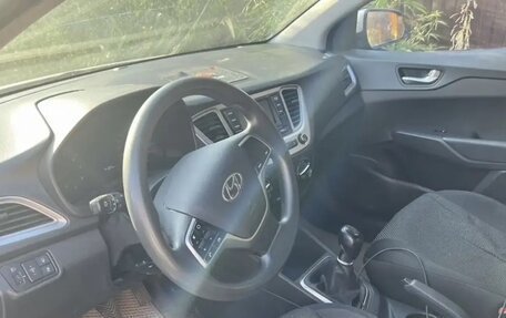 Hyundai Solaris II рестайлинг, 2020 год, 1 292 000 рублей, 3 фотография