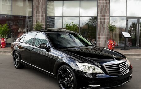 Mercedes-Benz S-Класс, 2010 год, 1 420 000 рублей, 3 фотография
