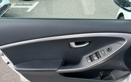 Hyundai i30 II рестайлинг, 2012 год, 999 000 рублей, 8 фотография
