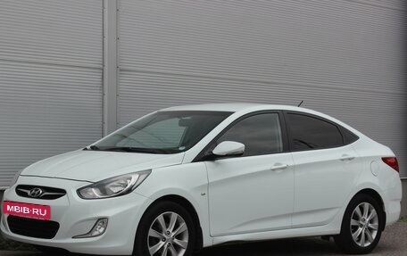 Hyundai Solaris II рестайлинг, 2012 год, 837 000 рублей, 5 фотография