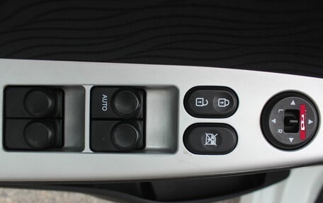 Hyundai Solaris II рестайлинг, 2012 год, 837 000 рублей, 9 фотография