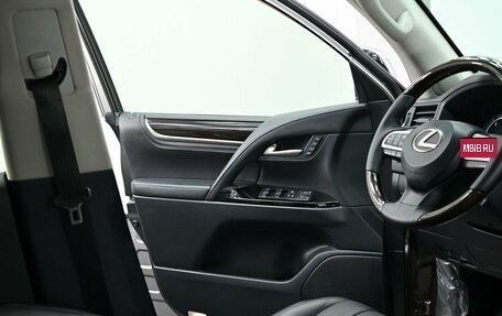 Lexus LX III, 2016 год, 6 390 000 рублей, 7 фотография