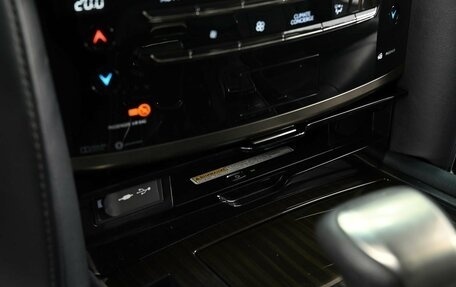 Lexus LX III, 2016 год, 6 390 000 рублей, 18 фотография