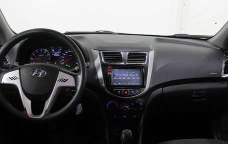 Hyundai Solaris II рестайлинг, 2012 год, 840 000 рублей, 19 фотография