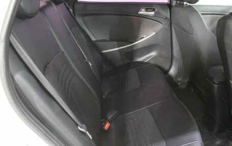 Hyundai Solaris II рестайлинг, 2012 год, 840 000 рублей, 14 фотография