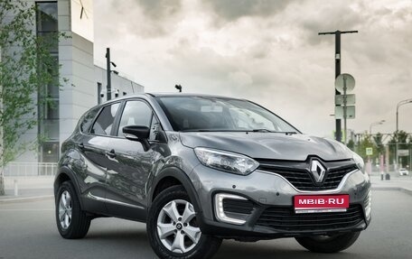 Renault Kaptur I рестайлинг, 2017 год, 900 000 рублей, 1 фотография