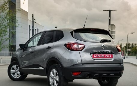 Renault Kaptur I рестайлинг, 2017 год, 900 000 рублей, 9 фотография