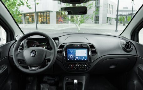 Renault Kaptur I рестайлинг, 2017 год, 900 000 рублей, 19 фотография