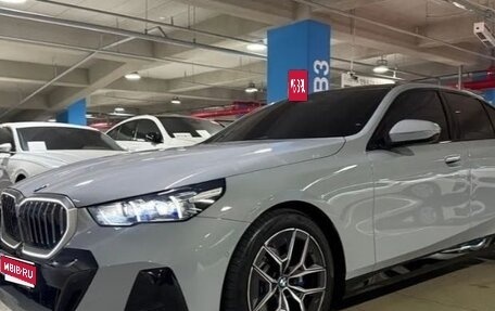 BMW 5 серия, 2026 год, 7 817 523 рублей, 1 фотография