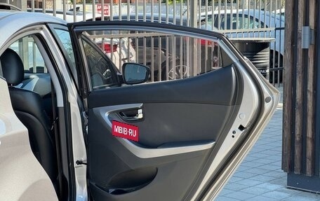 Hyundai Avante, 2011 год, 1 045 000 рублей, 12 фотография