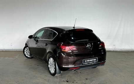 Opel Astra J, 2014 год, 787 000 рублей, 4 фотография