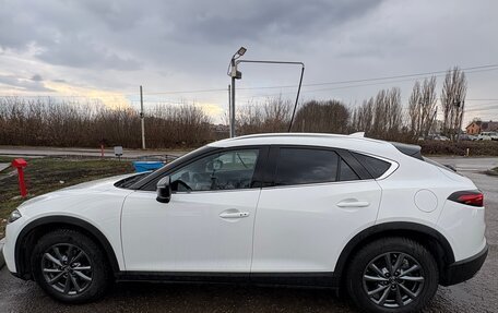 Mazda CX-4, 2023 год, 2 350 000 рублей, 3 фотография