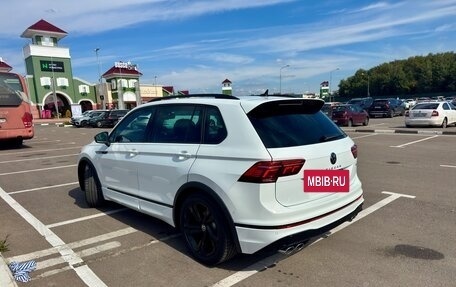 Volkswagen Tiguan II, 2021 год, 3 999 000 рублей, 4 фотография