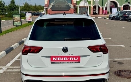 Volkswagen Tiguan II, 2021 год, 3 999 000 рублей, 5 фотография