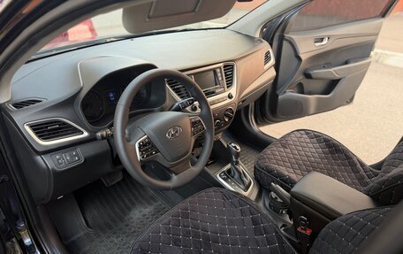 Hyundai Solaris II рестайлинг, 2017 год, 1 145 000 рублей, 10 фотография